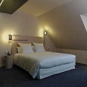 De Nell Hotel Parijs