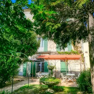 Au Saint Roch - Et Jardin Hotel Avignon