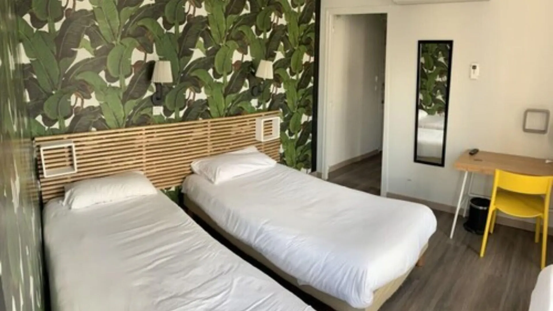 **  Hotel De Berne Nice France