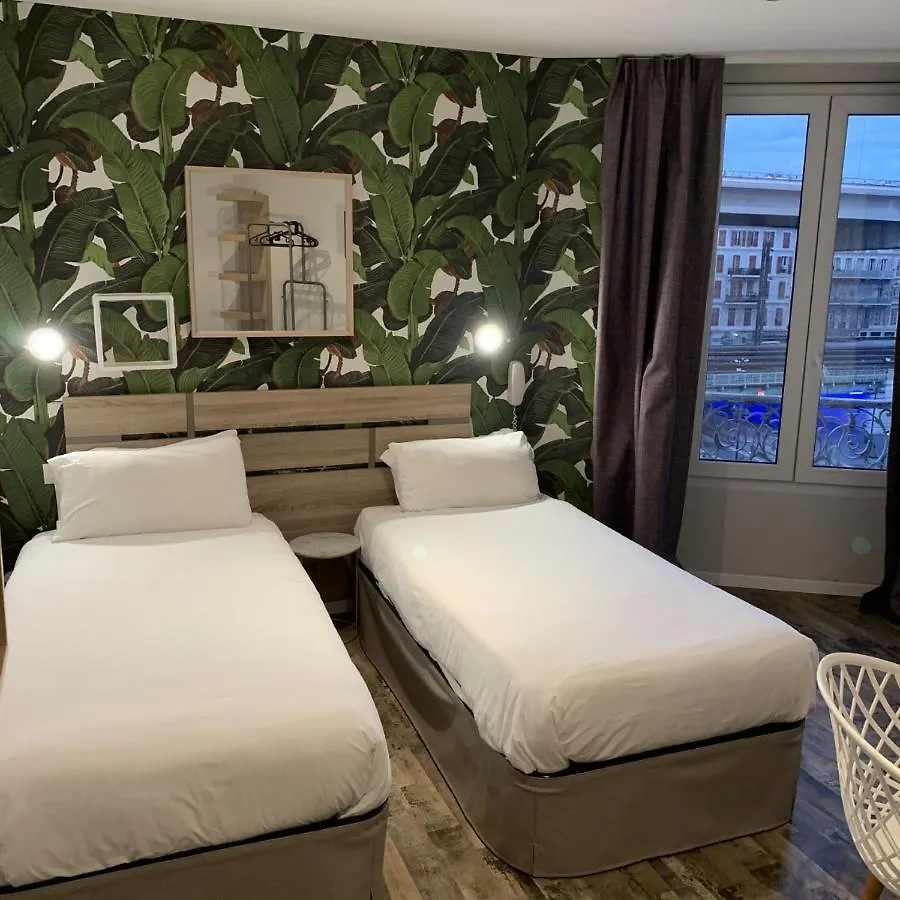 Hotel De Berne Nice 2*,